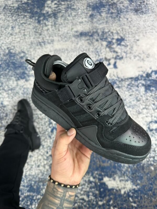 Adidas BAD BUNNY