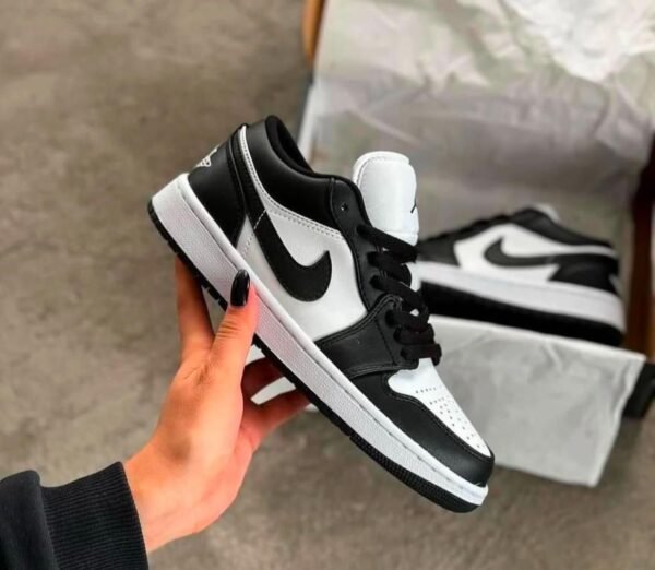 Jordan RETRO 1