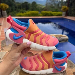 Nike DNAMO