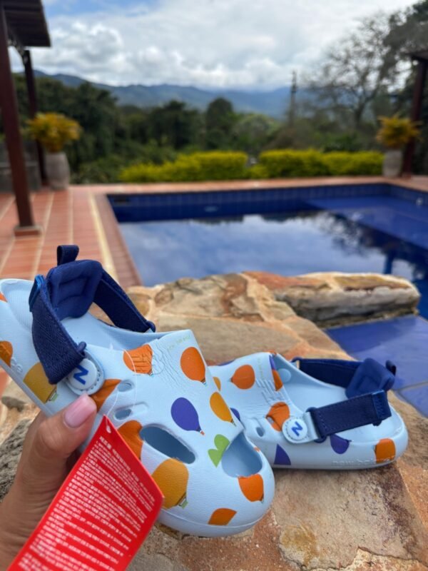 Sandalia NEW BALANCE